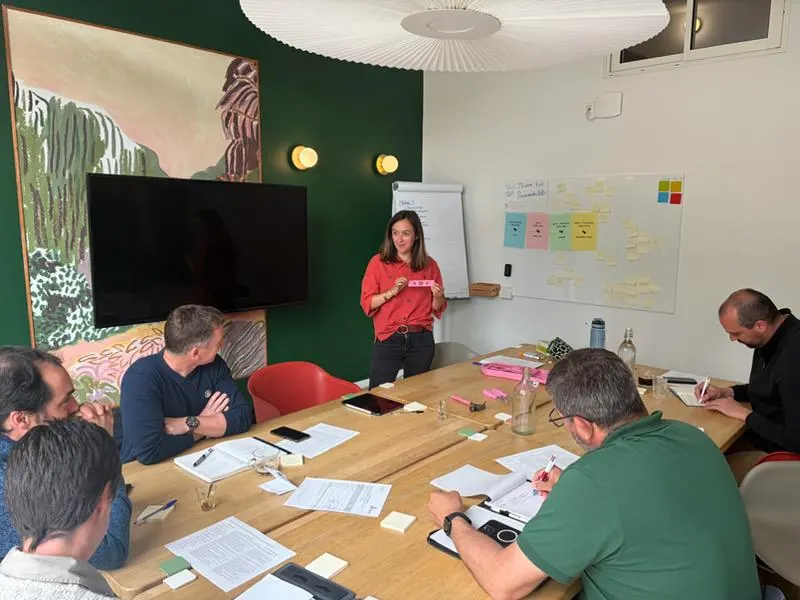 Mathilde Meurer anime une journée de formation en entreprise